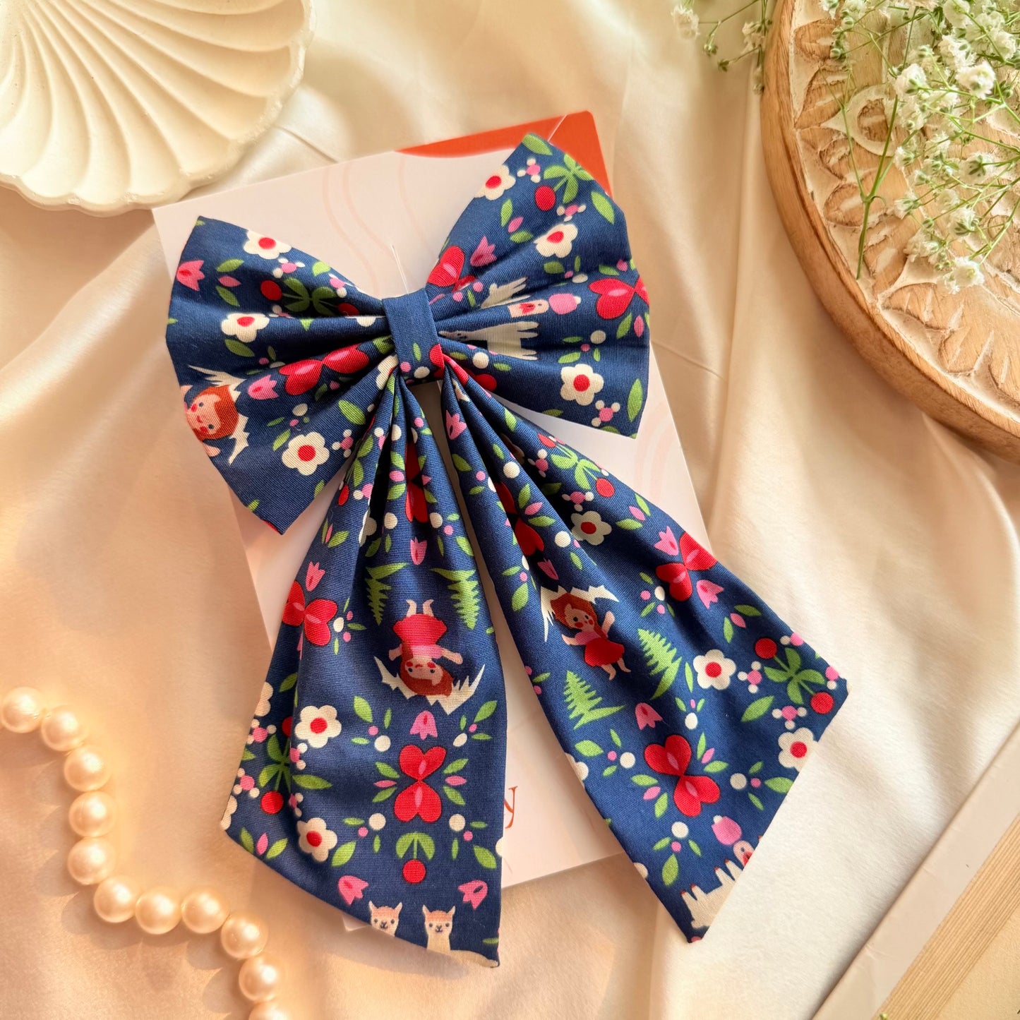 Star Long Pigtail Bow