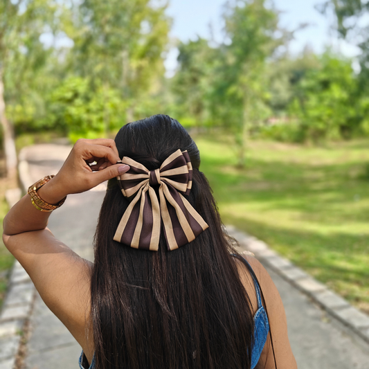 Salmon Bow