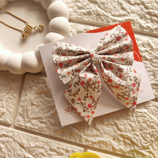 Pigtail - Chic Charm