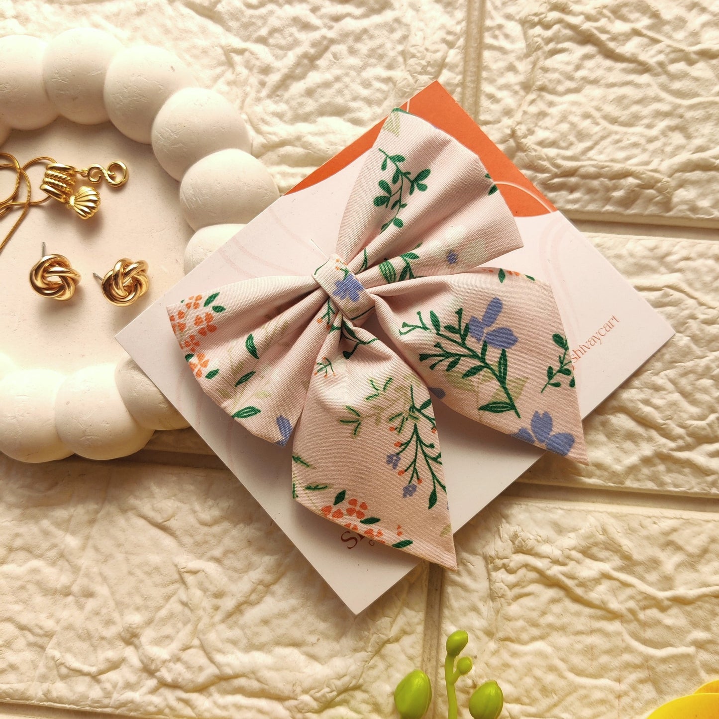 Pigtail - Peachy Pigatil