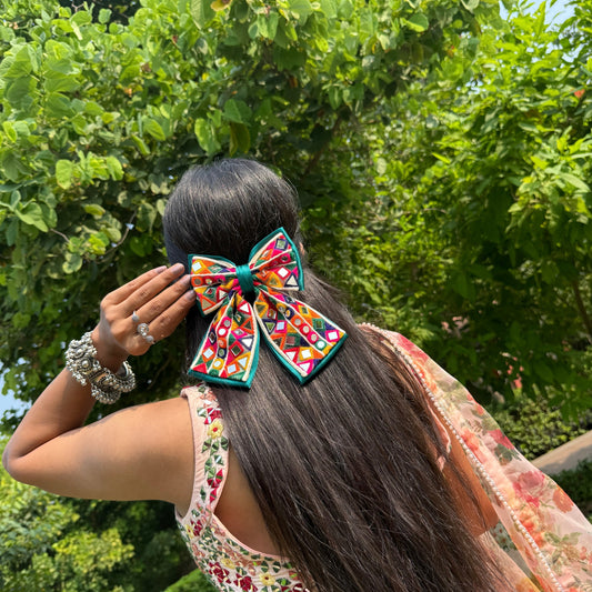 Garba Glow Bow