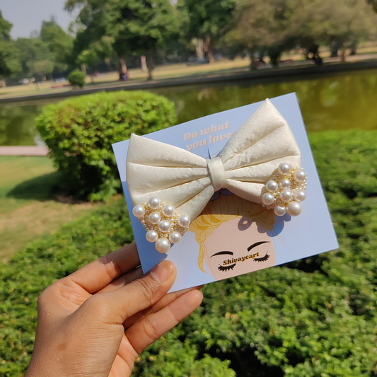 Pearl bow - Cream